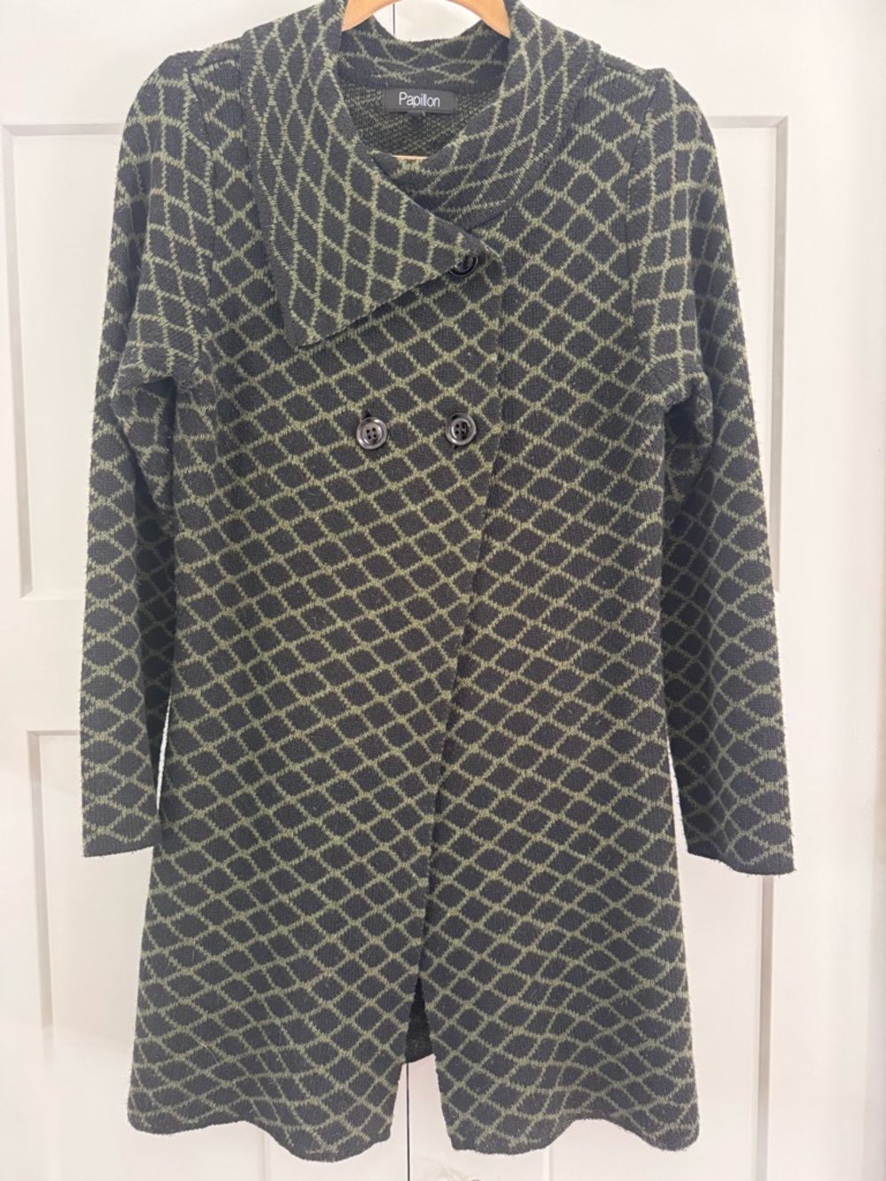 Papillon Black and soft lime green Knit Cardigan with Diamond Texture